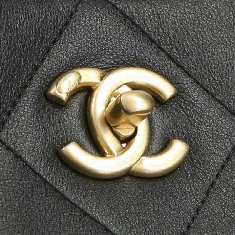 love.love⭐️CHANEL ☆ブラック　エナメル　ポーチ CHANEL シャネル｜ブランド通販 GINZALoveLove