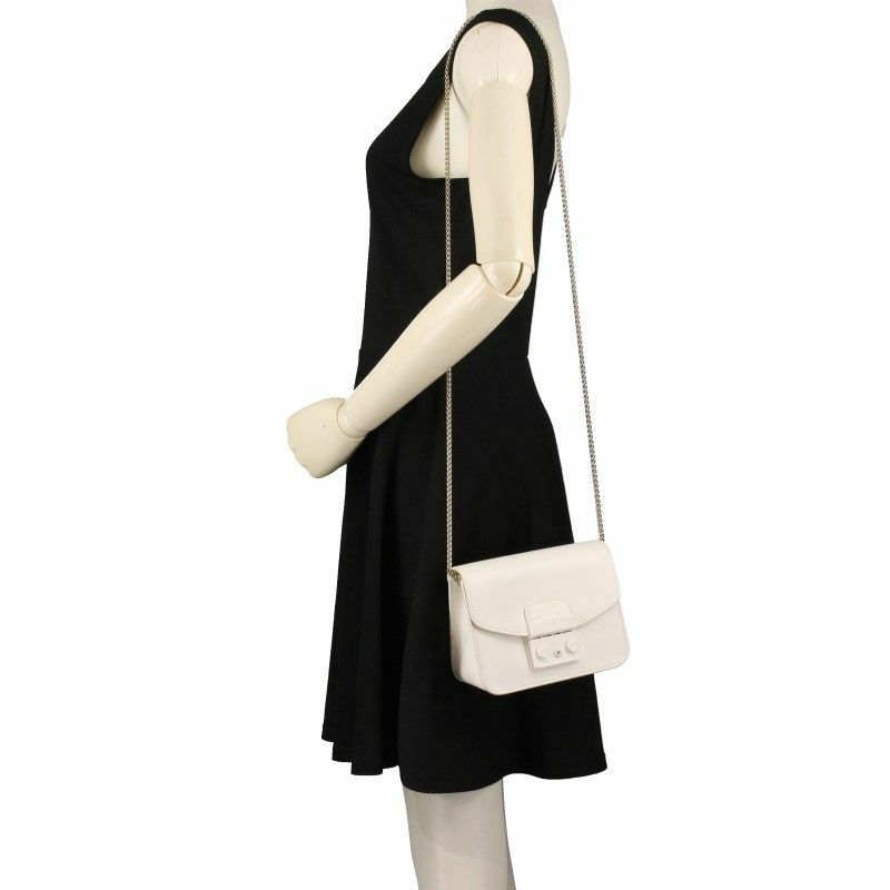 フルラ バッグ レディース ショルダーバッグ アウトレット レザー レッド リリー FURLA LILLI CROSSBODY XL POUCH  EK27LILBX03069G000 | FURLA,バッグ | Riverall