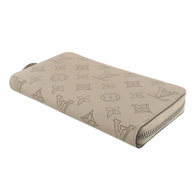 ルイヴィトン LOUIS VUITTON 長財布 マヒナ ジッピー・ウォレット ガレ  