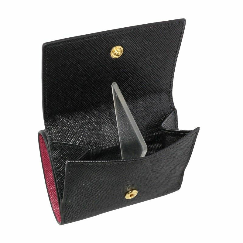 直営店買付！PRADA☆SAFFIANO☆二つ折り財布 1MH043_QHH 直営店買付！PRADA☆SAFFIANO☆二つ折り財布 1MH043_QHH (PRADA