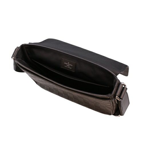 ルイヴィトン ショルダーバッグ メンズ ダミエ･アンフィニ ディストリクト PM NV3 ブラック LOUIS VUITTON N42711