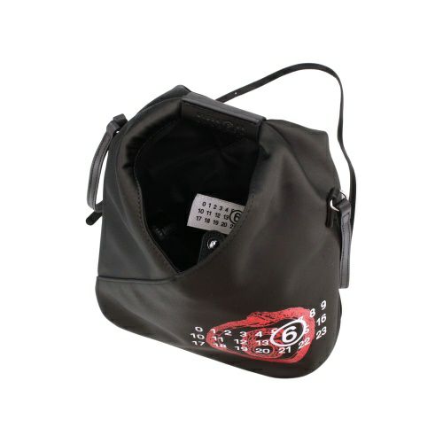 エムエム 6 メゾンマルジェラ ショルダーバッグ レディース ジャパニーズバッグ JAPANESE BAG ブラック MM6 Maison Margiela SB6WD0026P7364 T8013 BLACK+PRINT