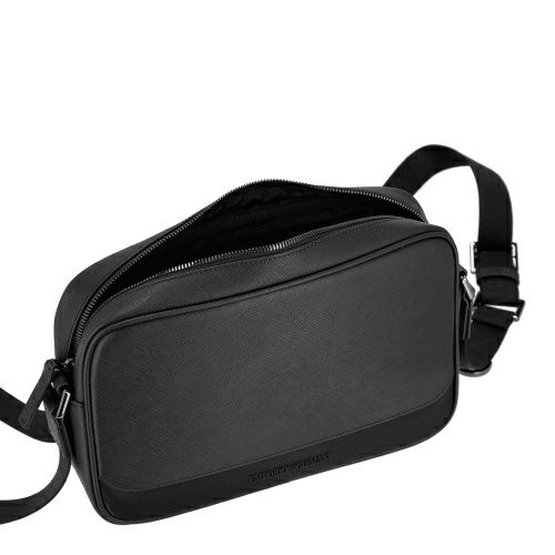 エンポリオアルマーニ ショルダーバッグ メンズ ブラック EMPORIO ARMANI EM001783 AF13670 UC001