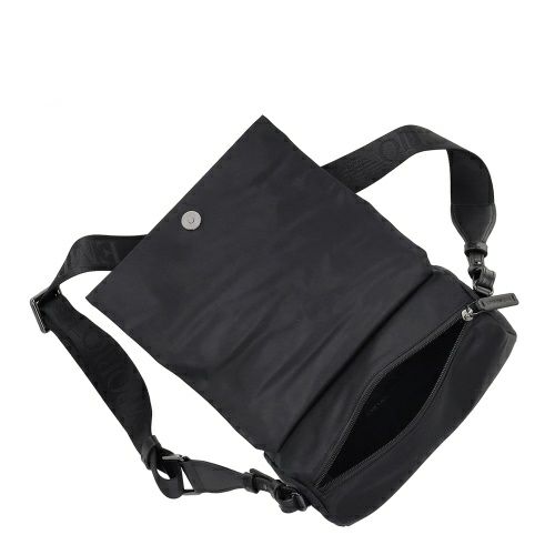 エンポリオアルマーニ ショルダーバッグ メンズ ブラック EMPORIO ARMANI EM001806 AF13454 UC001