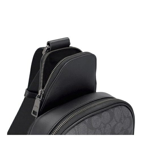 美品　コーチ　イーサン パック　ボディバッグ　シグネチャー　黒　pvc COACH コーチ ボディバッグ シグネチャー イーサン パック