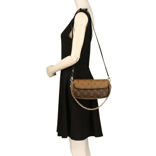 ルイヴィトン ハンドバッグ モノグラム リバース ウォレット オン チェーン・アイビー ブラウン LOUIS VUITTON M26587