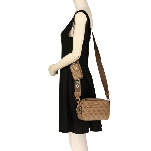 ゲス ショルダーバッグ レディース LATONA II / CAMERA CROSSBODY ブラウン GUESS SG869113 LATTE LOGO